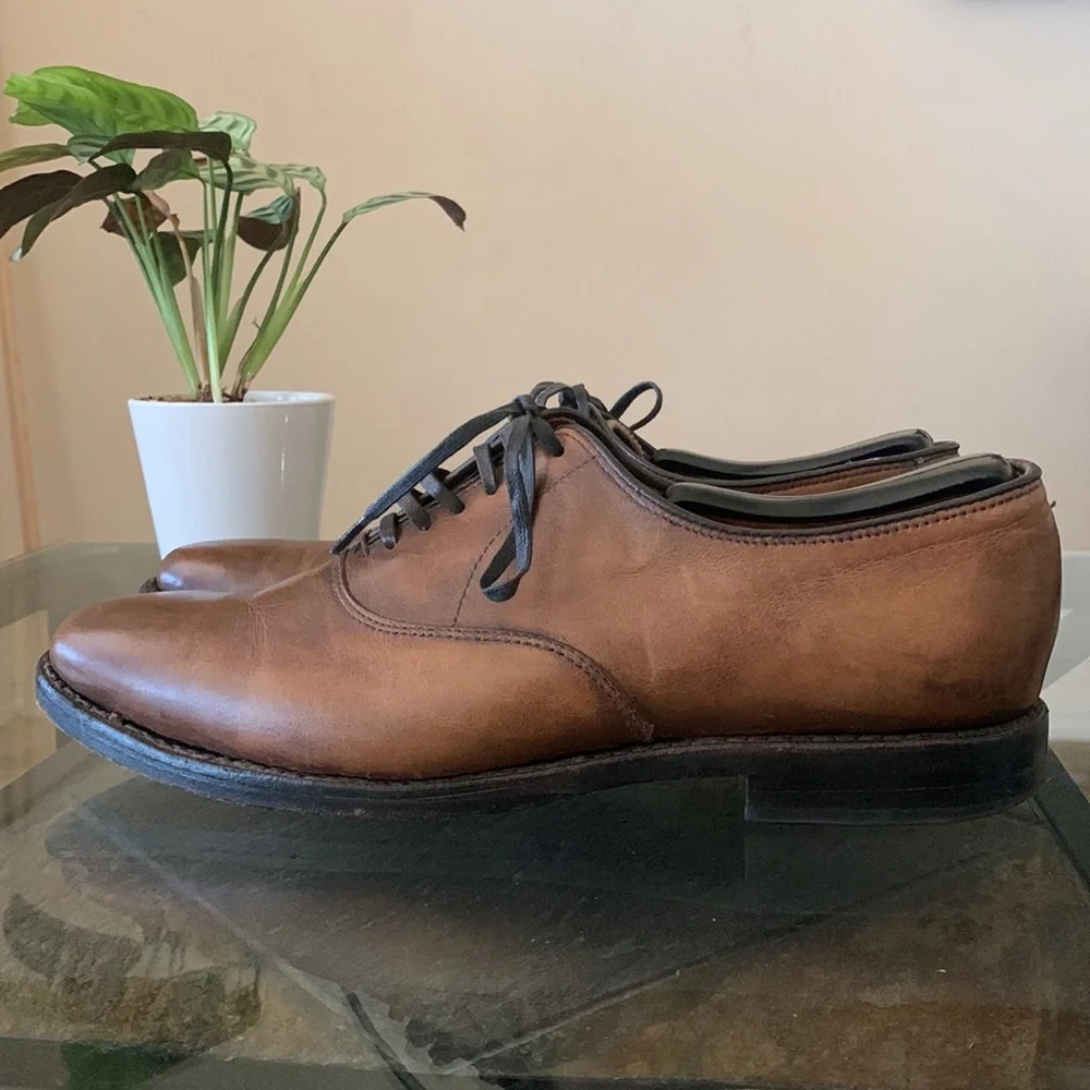 ALLEN EDMONDS Carlyle Plain-Toe Leather Oxfords